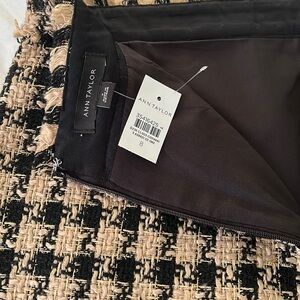 Warm skirt from Ann Taylor. Great for the fall and winter seasons. New with tag.